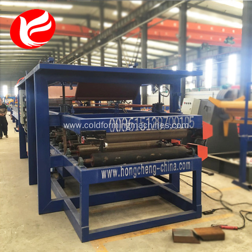 Waterproof eps roof sandwich panel forming machinery